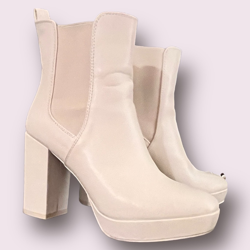 Mia Genesis Off White Platform Ankle Boots